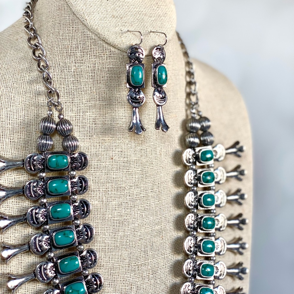 Western Boho Necklace and Earrings Set - Picture 3 of 9